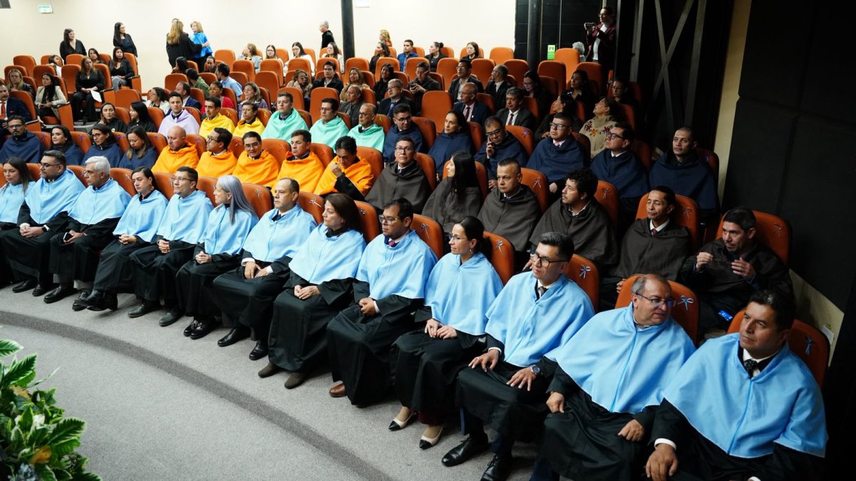 Primer Doctorado Honoris Causa que transforma la educación — imagen 3 de 27