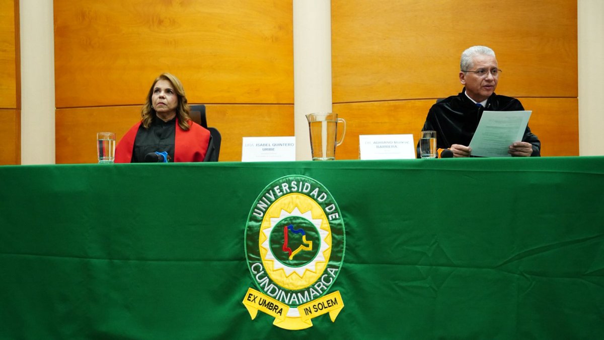 Primer Doctorado Honoris Causa que transforma la educación — imagen 6 de 27