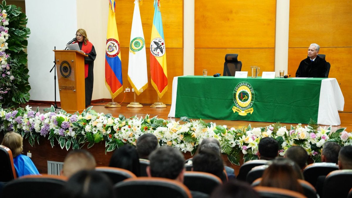 Primer Doctorado Honoris Causa que transforma la educación — imagen 8 de 27