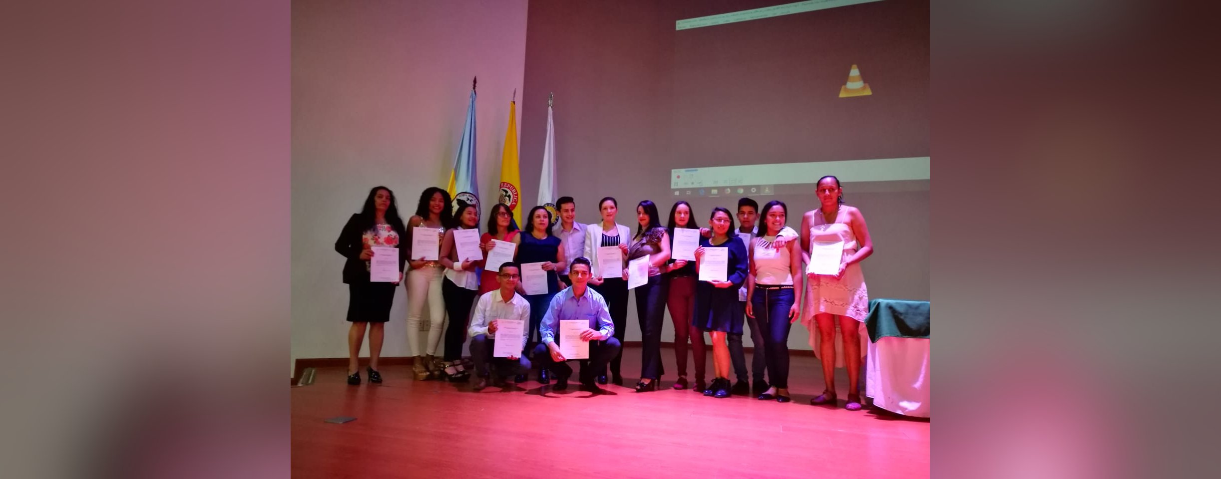 Promoviendo el emprendimiento en la comunidad — imagen 1 de 3