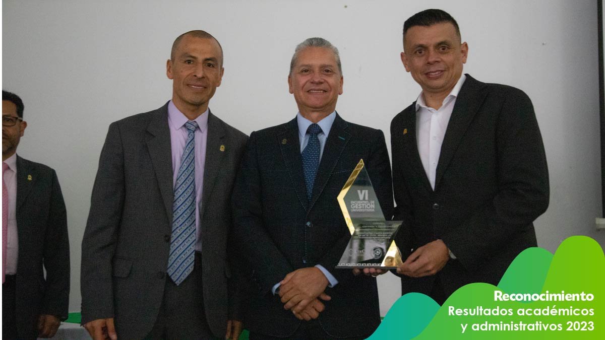 Reconocimiento a los resultados académicos y administrativos — imagen 10 de 41