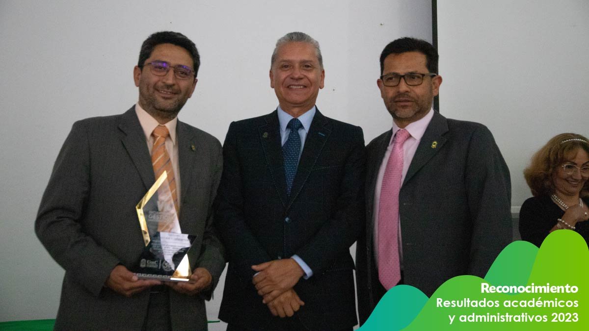 Reconocimiento a los resultados académicos y administrativos — imagen 13 de 41