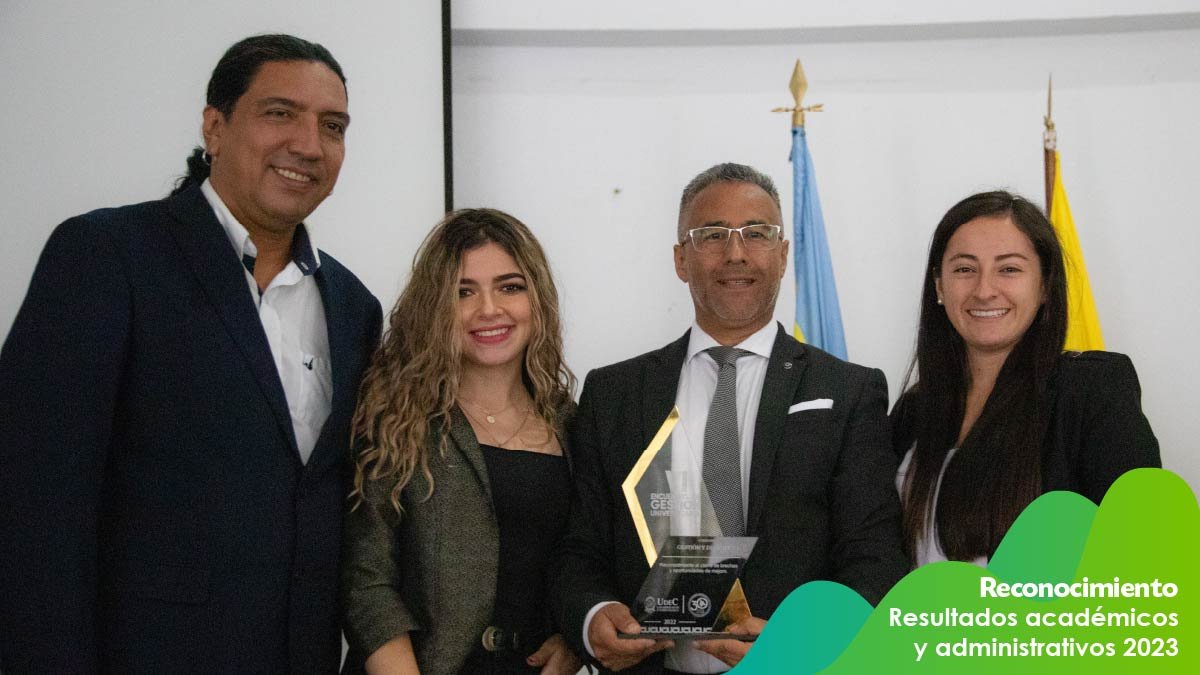 Reconocimiento a los resultados académicos y administrativos — imagen 14 de 41