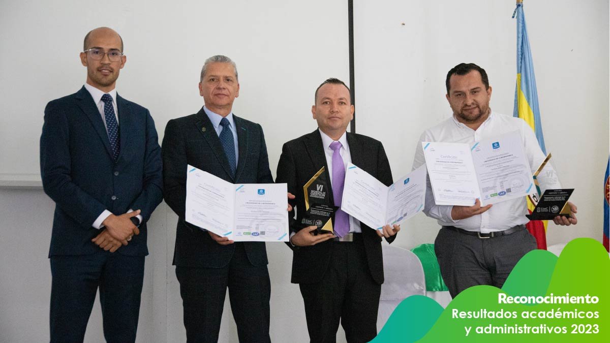 Reconocimiento a los resultados académicos y administrativos — imagen 2 de 41