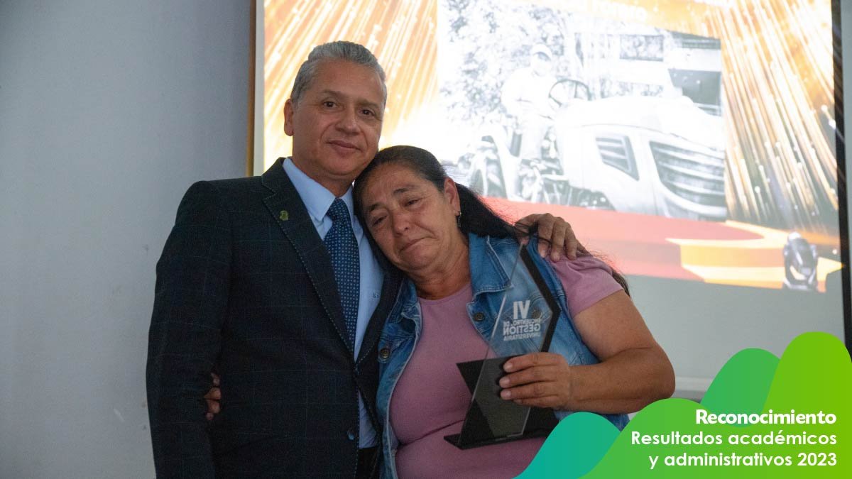 Reconocimiento a los resultados académicos y administrativos — imagen 28 de 41