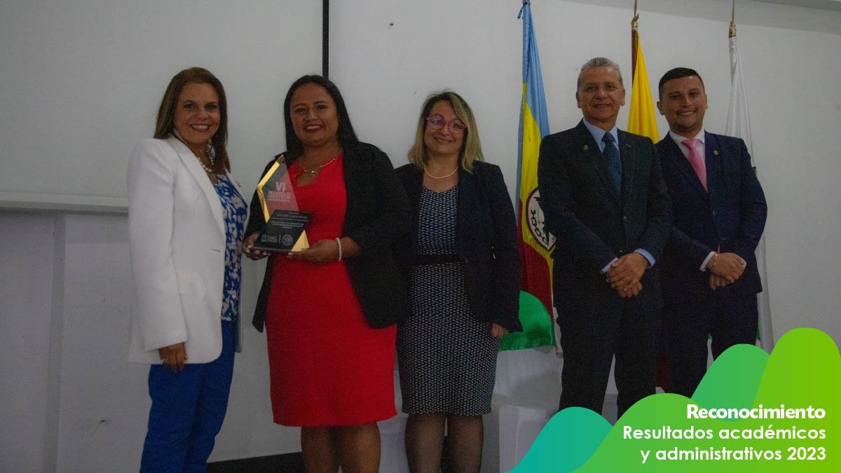 Reconocimiento a los resultados académicos y administrativos — imagen 39 de 41
