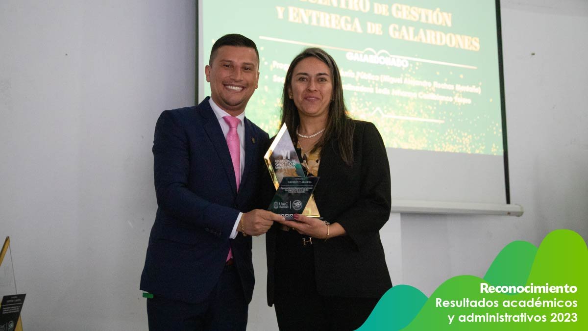Reconocimiento a los resultados académicos y administrativos — imagen 9 de 41