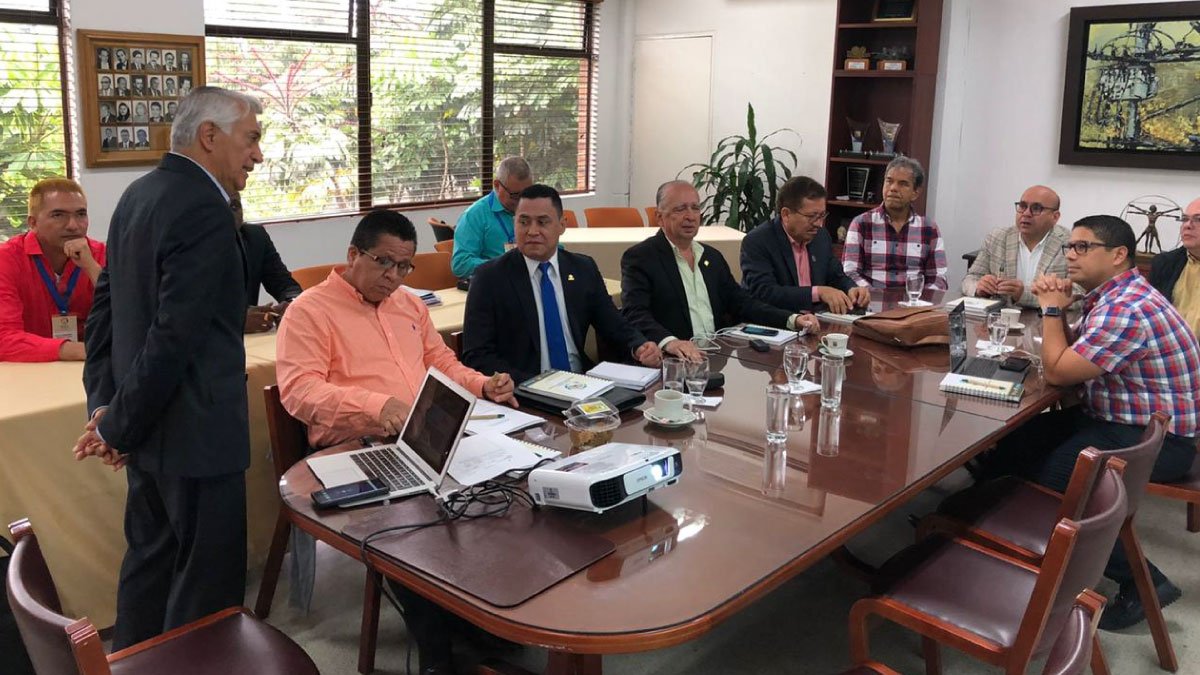 REDTTU y el SUE aunan esfuerzos para defender la educación pública — imagen 2 de 2