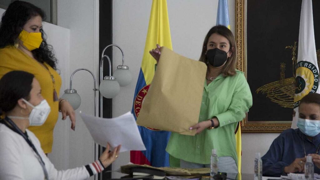 Resultado del escrutinio del proceso electoral de Graduados — imagen 1 de 15