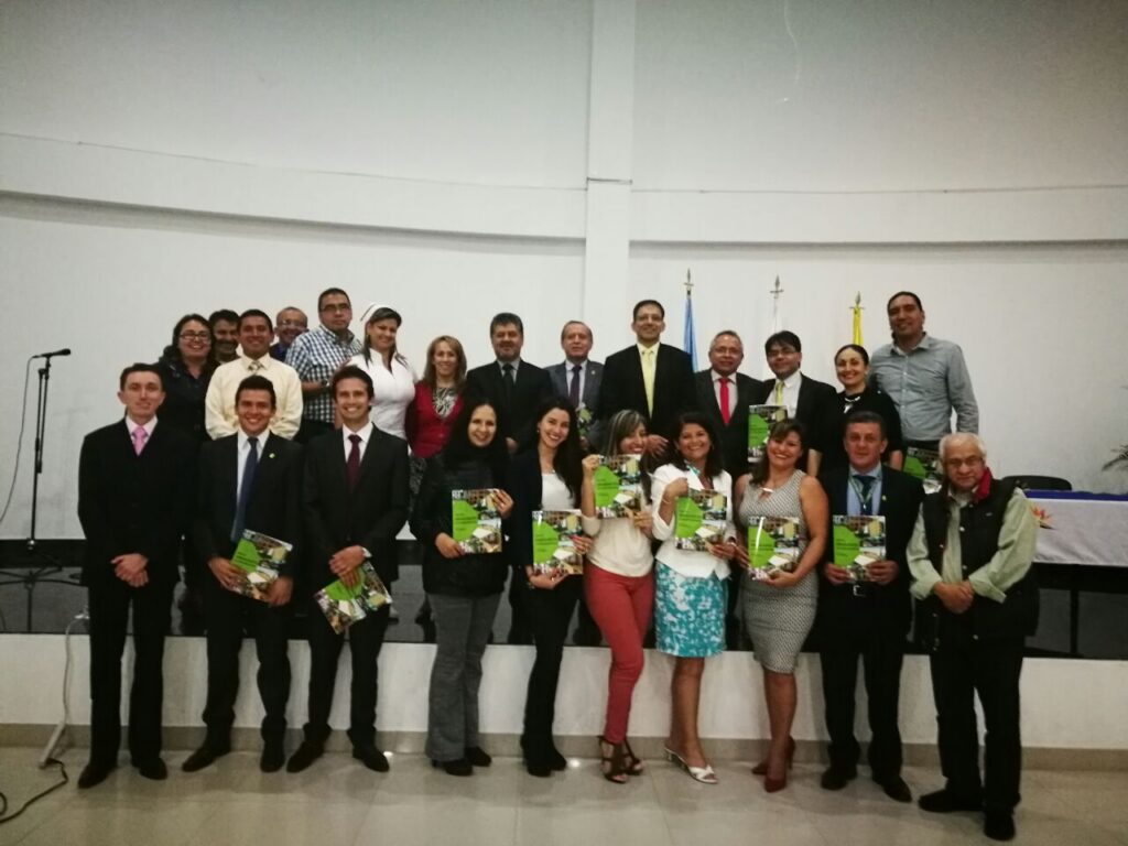 Revista de Graduados UCundinamarca, un medio para el reconocimiento y la conexión