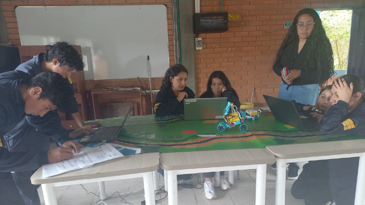 Robótica educativa impulsa el aprendizaje STEM — imagen 4 de 4