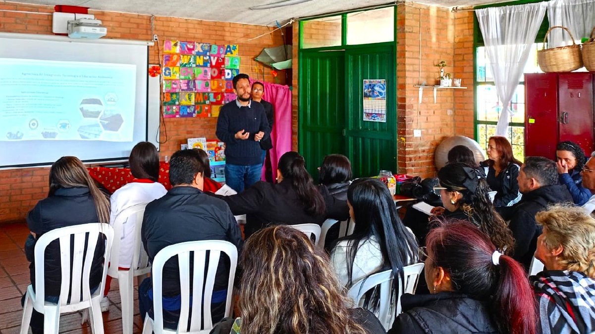 Tecnología, Agro y Educación Impulsan la Sostenibilidad en Facatativá — imagen 3 de 5