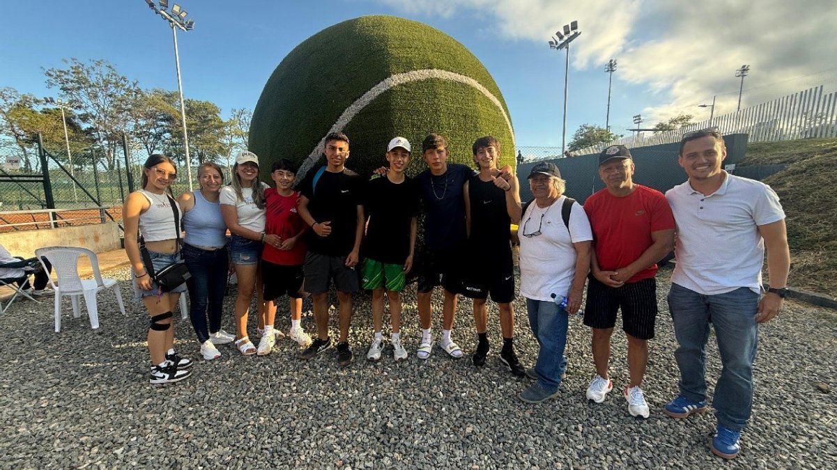 Tenistas se destacan en torneos nacionales — imagen 2 de 4