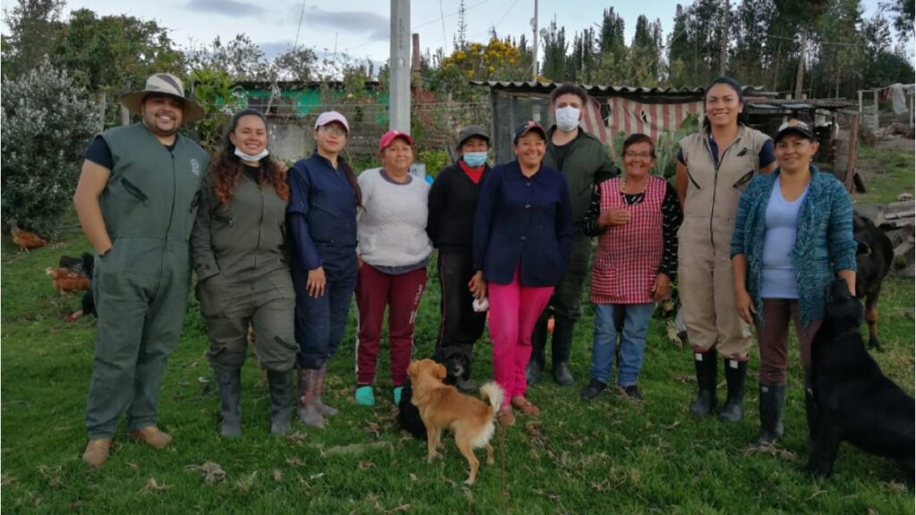 UCundinamarca advises farmers on vermiculture