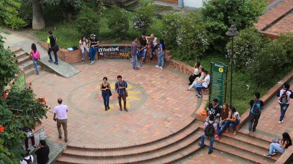 UCundinamarca insiste en buscar más beneficios para sus estudiantes