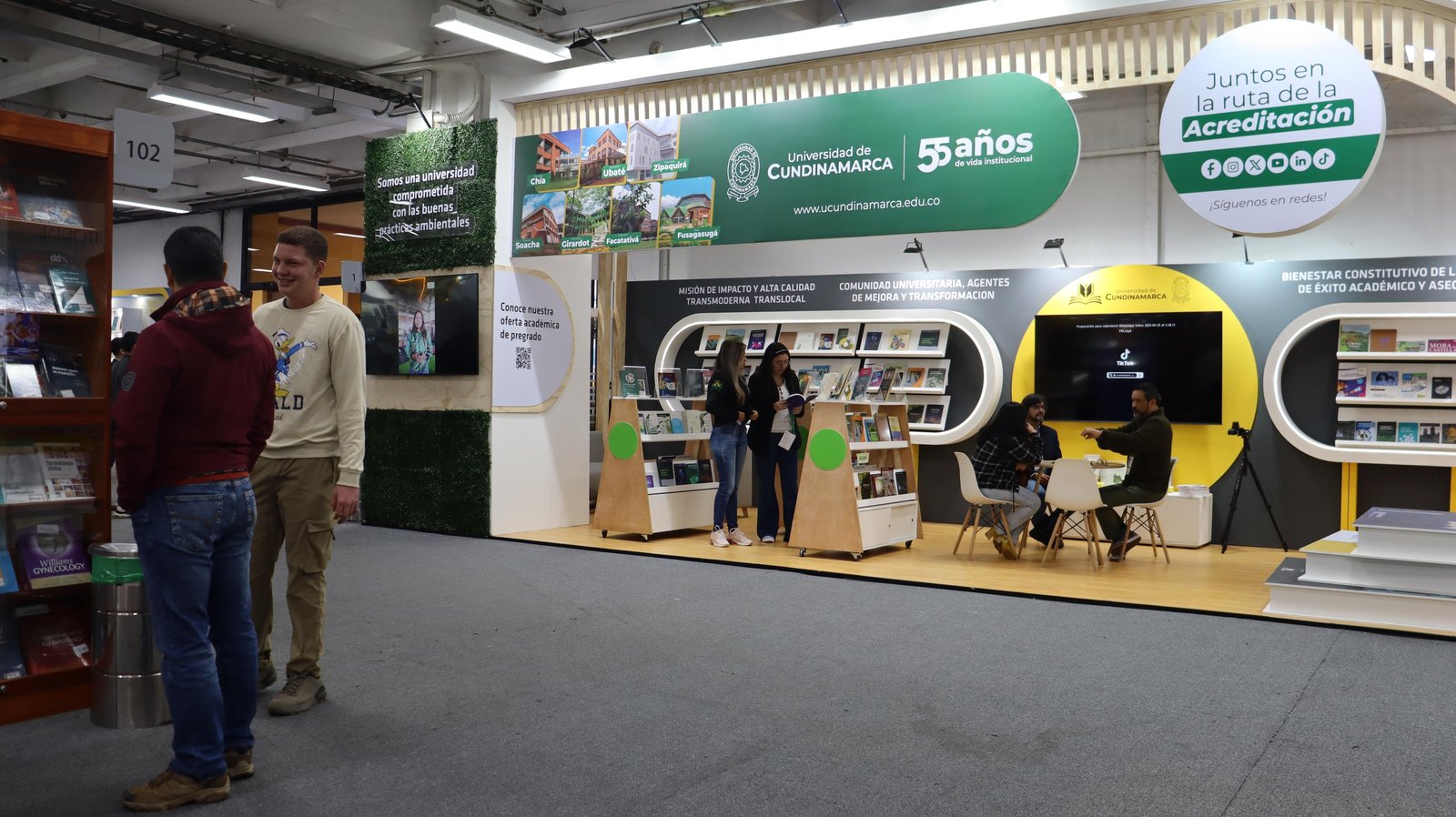 UCundinamarca presenta su visión Translocal y Transmoderna en Filbo 2025 — imagen 6 de 22