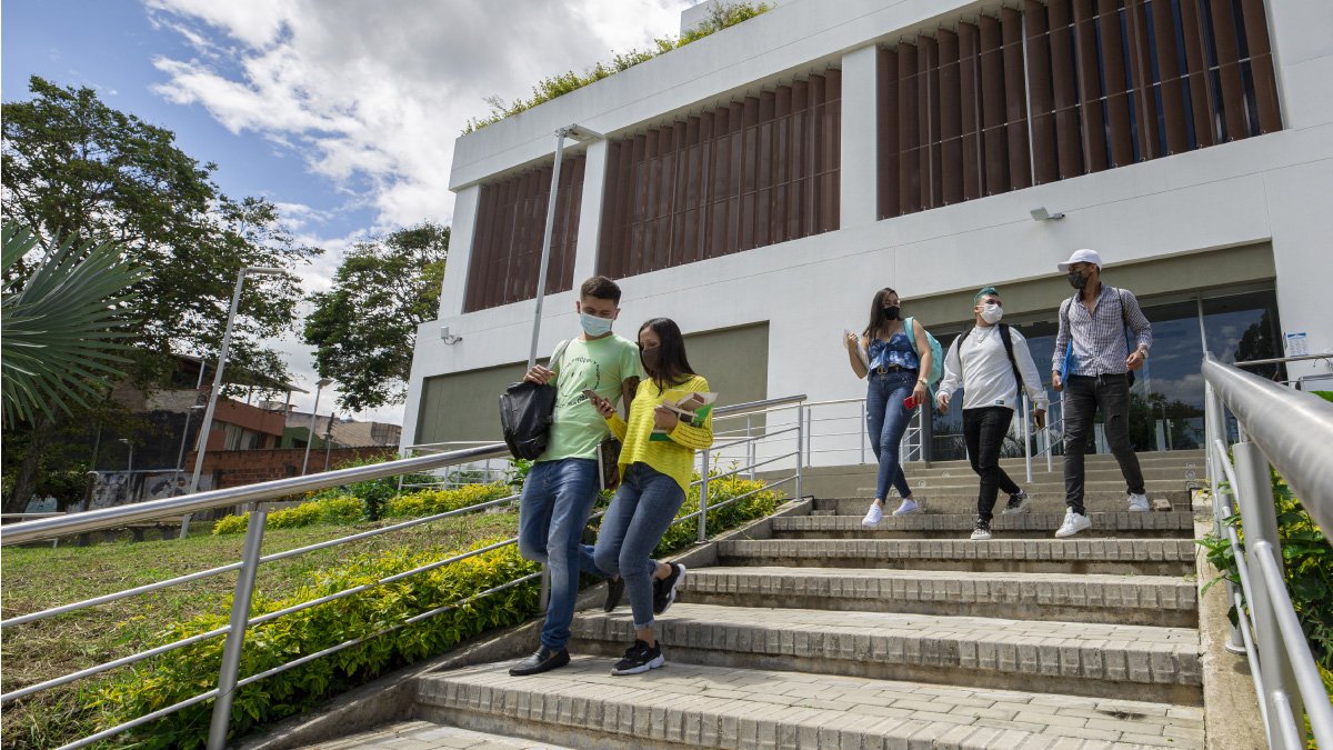 UCundinamarca solicita priorizar vacuna para sus estudiantes