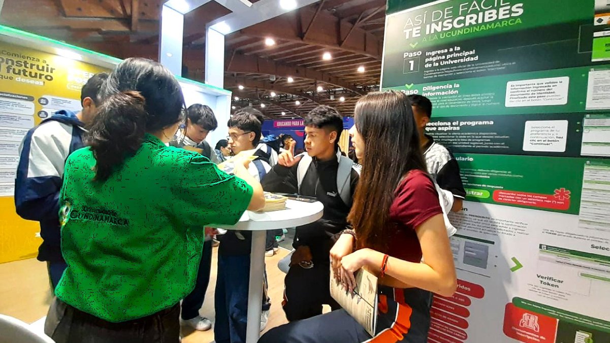 Ya estamos en Expo Estudiante Nacional 2025 — imagen 2 de 5