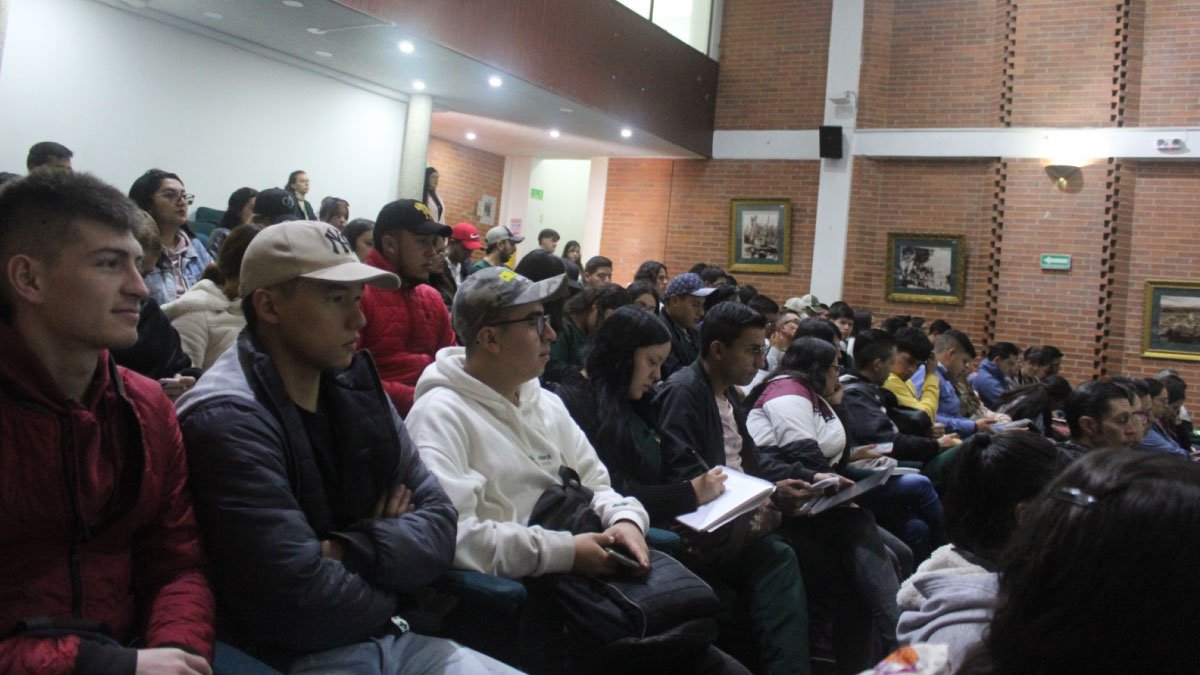 Animal husbandry held a seminar on small animal species — image 2 of 3